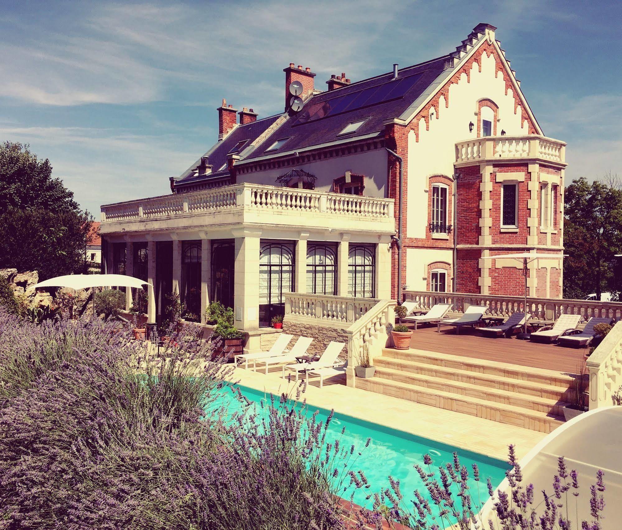 Hotel La Eugene 5*